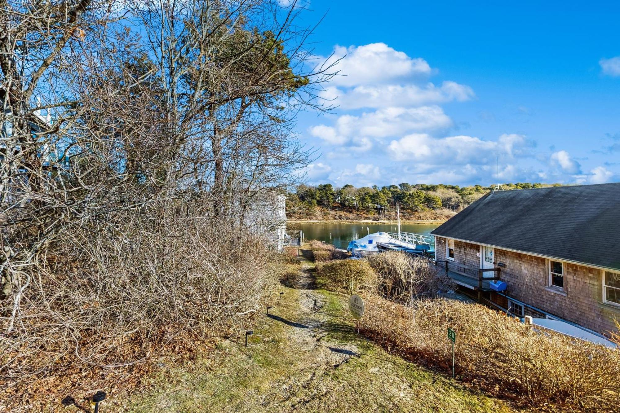 A Chatham Pearl On Oyster River Экстерьер фото